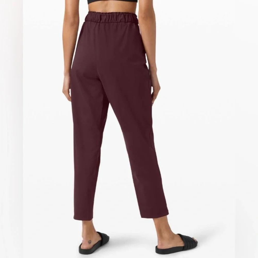 Lululemon‎ | Keep Moving Pant 7/8 High-Rise | Cassis | Women’s Size 8